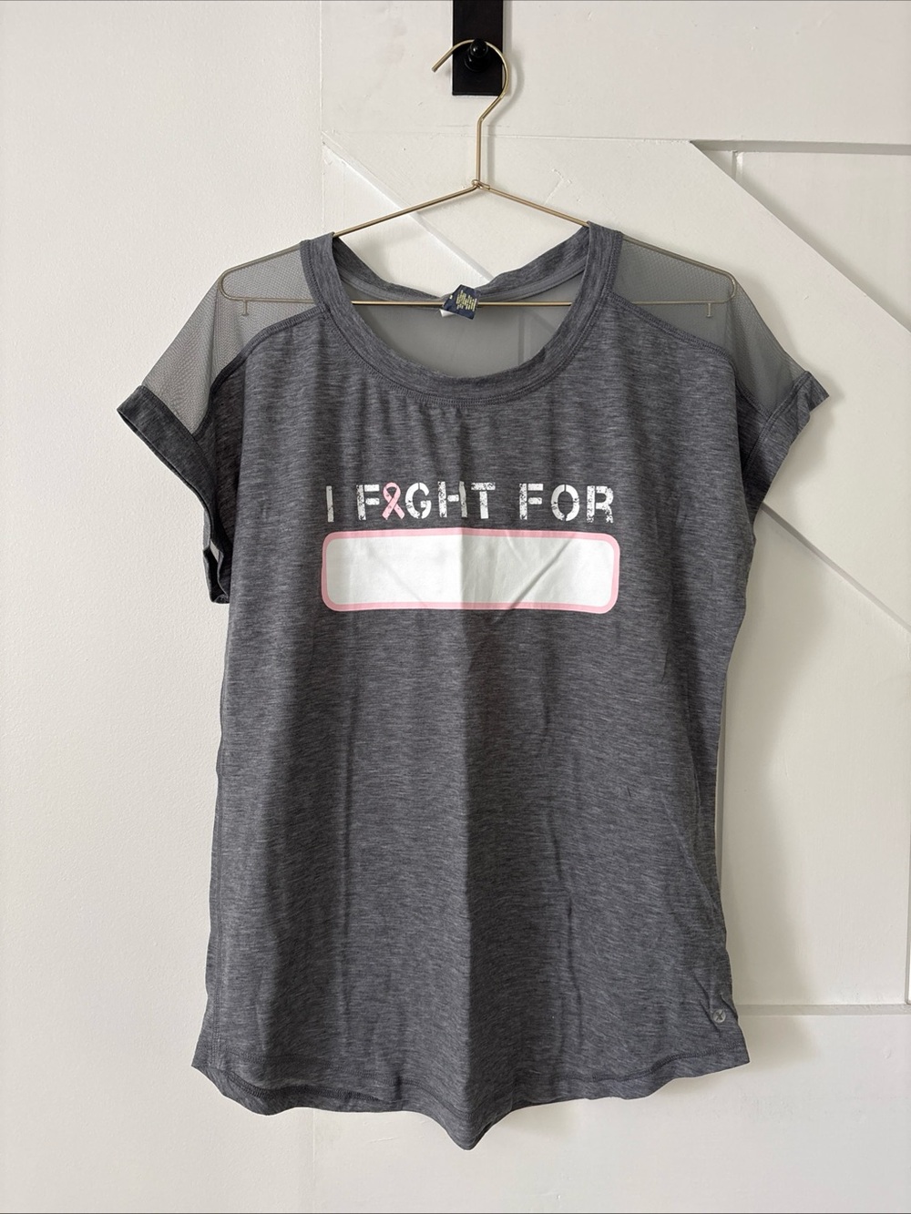 Xersion Women’s “I FIGHT FOR” Breast Cancer Awareness Shirt Medium Mesh Gray